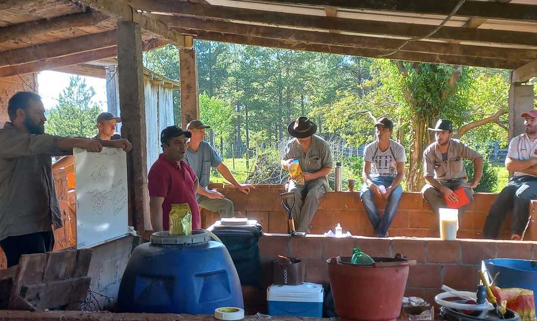 Imagen de Fertilizante natural, tema de capacitación a productores Imagen de Fertilizante natural, tema de capacitación a productores