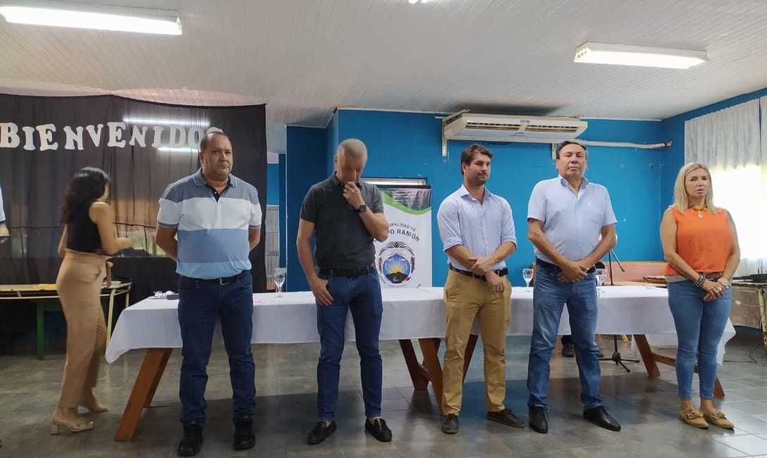 Imagen de Productores de Campo Ram&oacute;n recibieron sus carnets de cobertura de salud