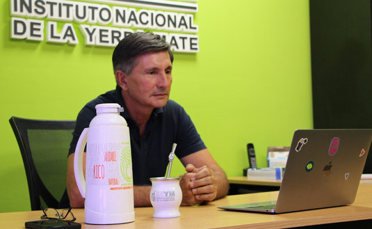 Imagen de Diálogo con el influencer que busca crear  su marca de yerba