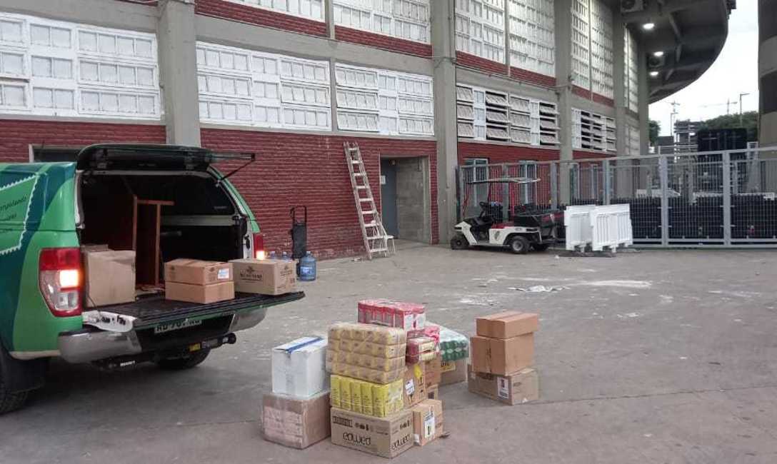 Imagen de Yerba mate y obsequios para los jugadores de la Selecci&oacute;n de F&uacute;tbol