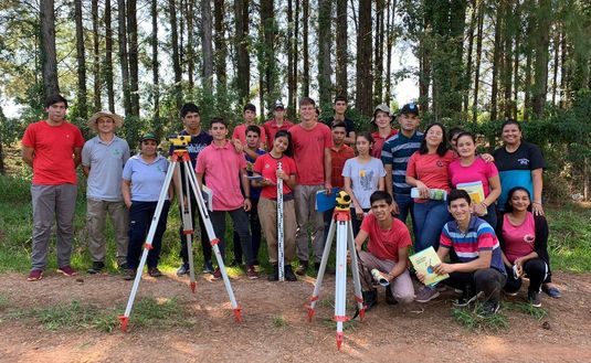 Imagen de Jornada con alumnos del IEA Nº 13 de Guaraní, en el Día Mundial del Agua