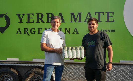 Imagen de Donaciones de yerba mate a merenderos infantiles