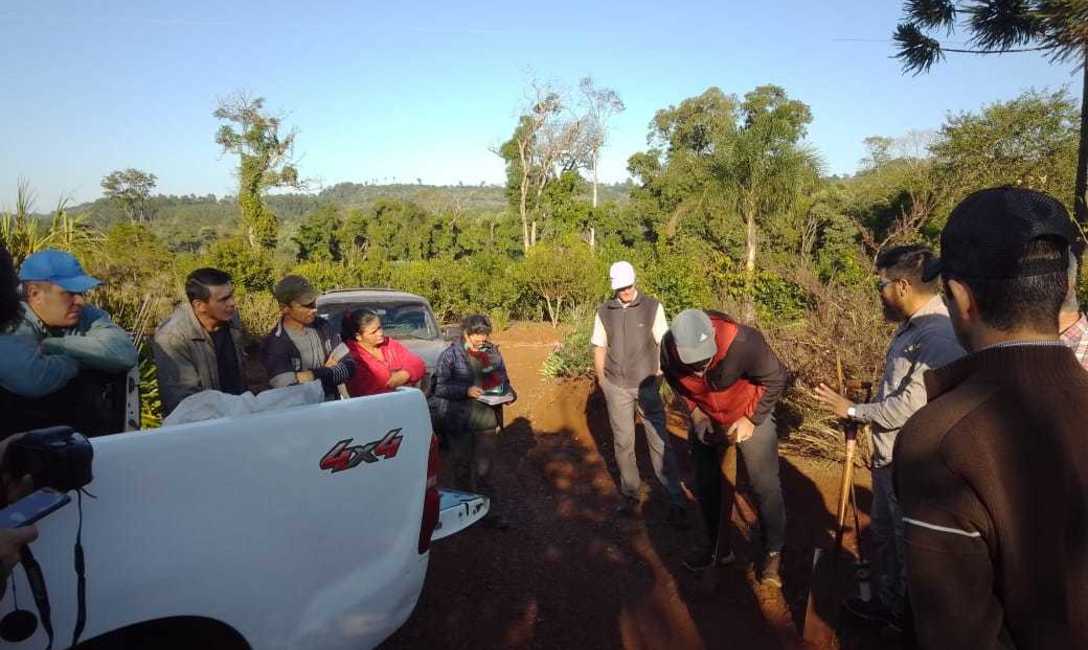 Imagen de Capacitación para yerbales sustentables en Colonia Esmeralda Imagen de Capacitación para yerbales sustentables en Colonia Esmeralda