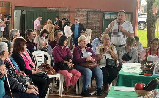 Imagen de Homenaje a pioneros de la Feria Franca