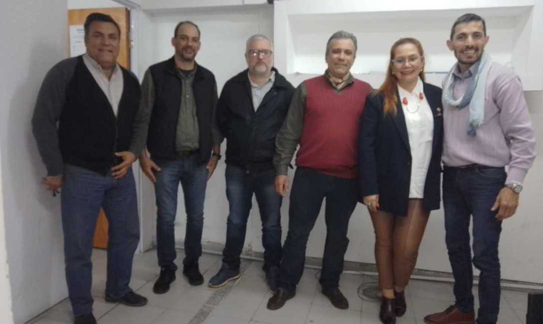 Imagen de Reivindicando valores, el INYM participó en homenaje a Favaloro Imagen de Reivindicando valores, el INYM participó en homenaje a Favaloro