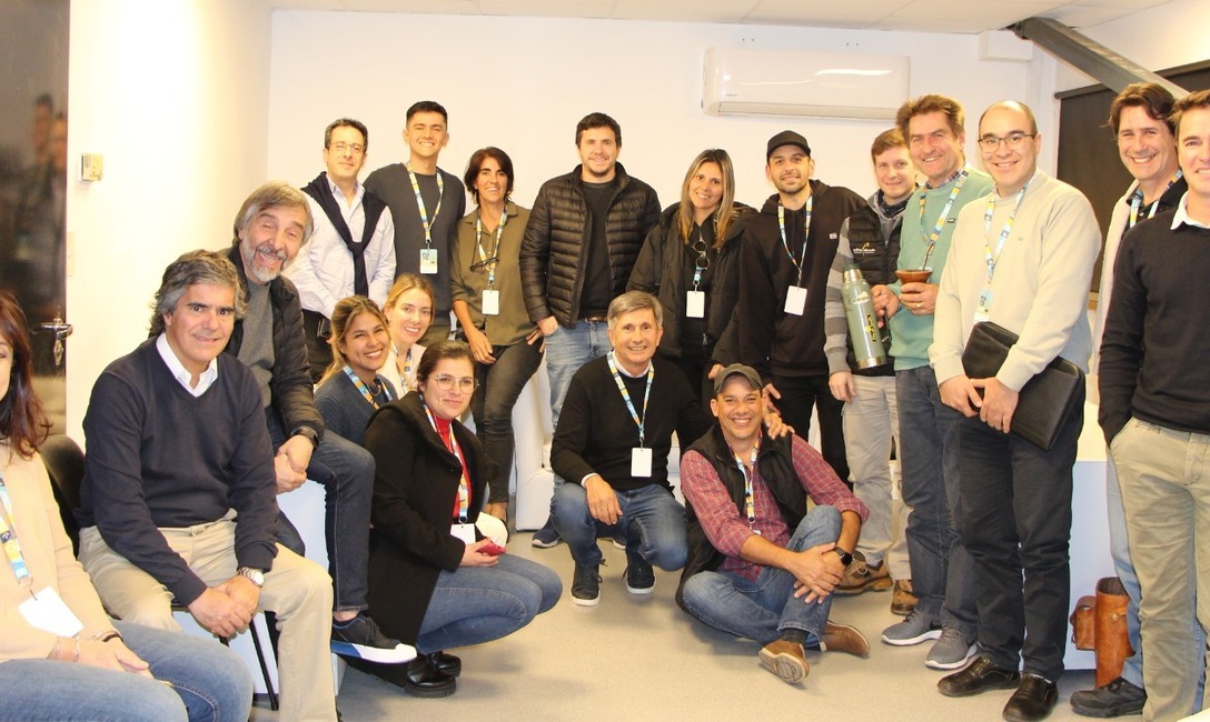 Imagen de Reunión sobre comercio de yerba mate en el exterior Imagen de Reunión sobre comercio de yerba mate en el exterior