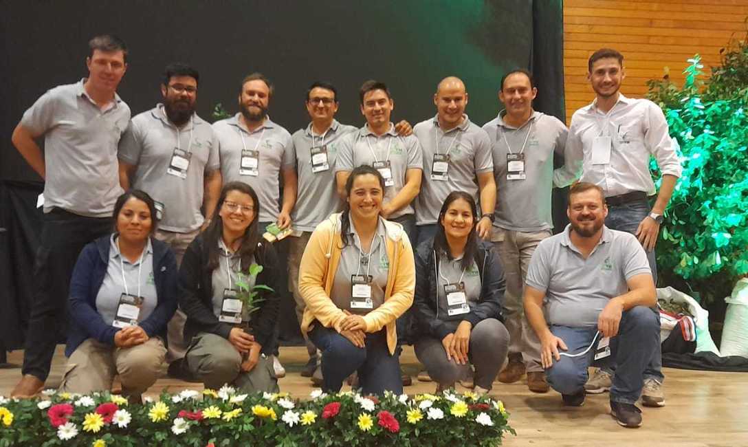 Imagen de La yerba mate argentina en el Congreso Sudamericano Imagen de La yerba mate argentina en el Congreso Sudamericano
