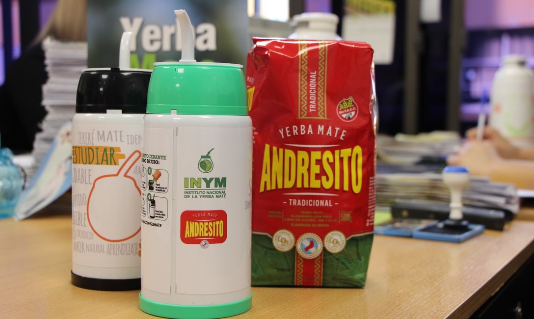 Imagen de Yerba Andresito festeja sus 40 años junto a los estudiantes Imagen de Yerba Andresito festeja sus 40 años junto a los estudiantes