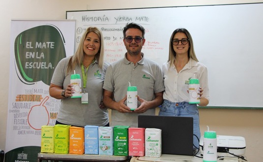 Imagen de Con la marca Cachamai, el Mate en la Escuela se dicta en la EPET 1