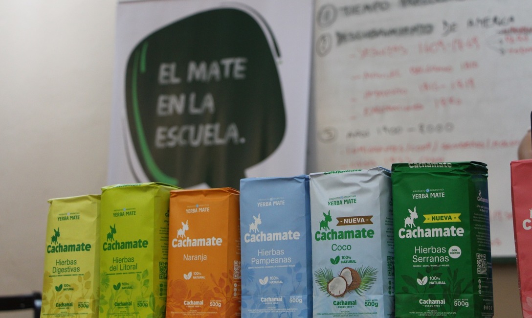 Imagen de Con la marca Cachamai, el Mate en la Escuela se dicta en la EPET 1