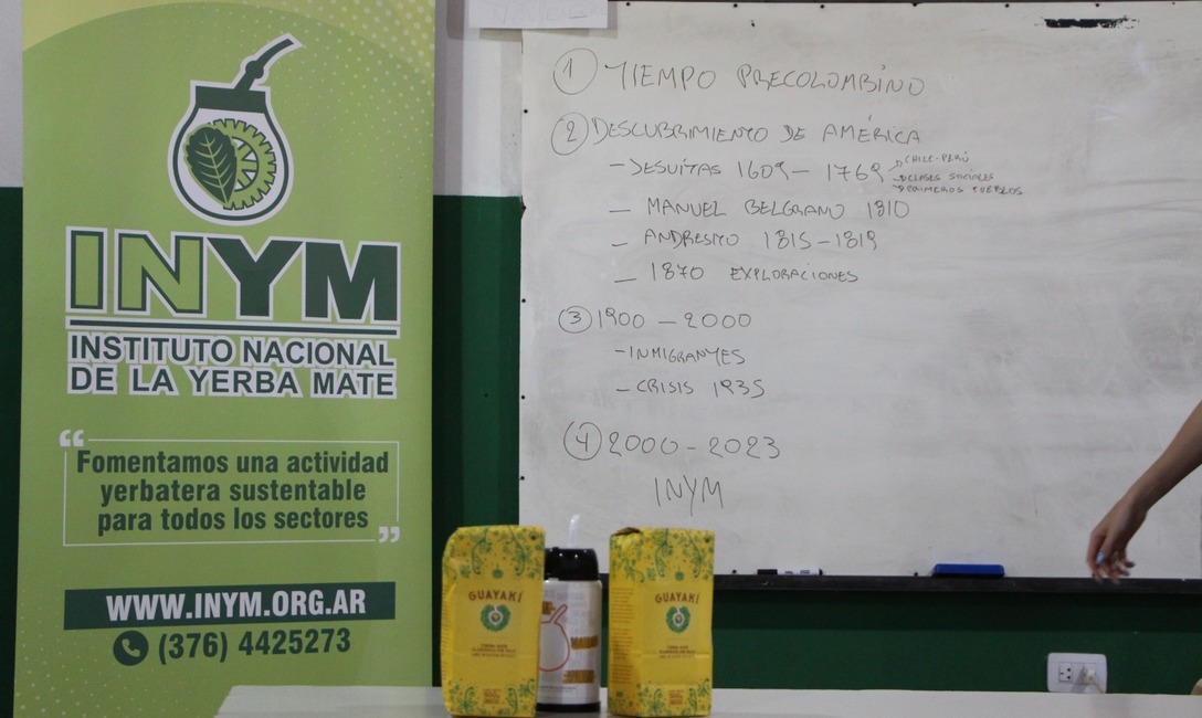 Imagen de Historia y ambiente, temas en talleres de El Mate en la Escuela