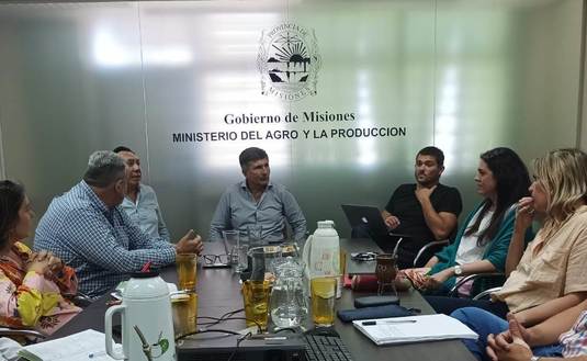 Imagen de Reunión con Dirección de Alimentos de la Nación