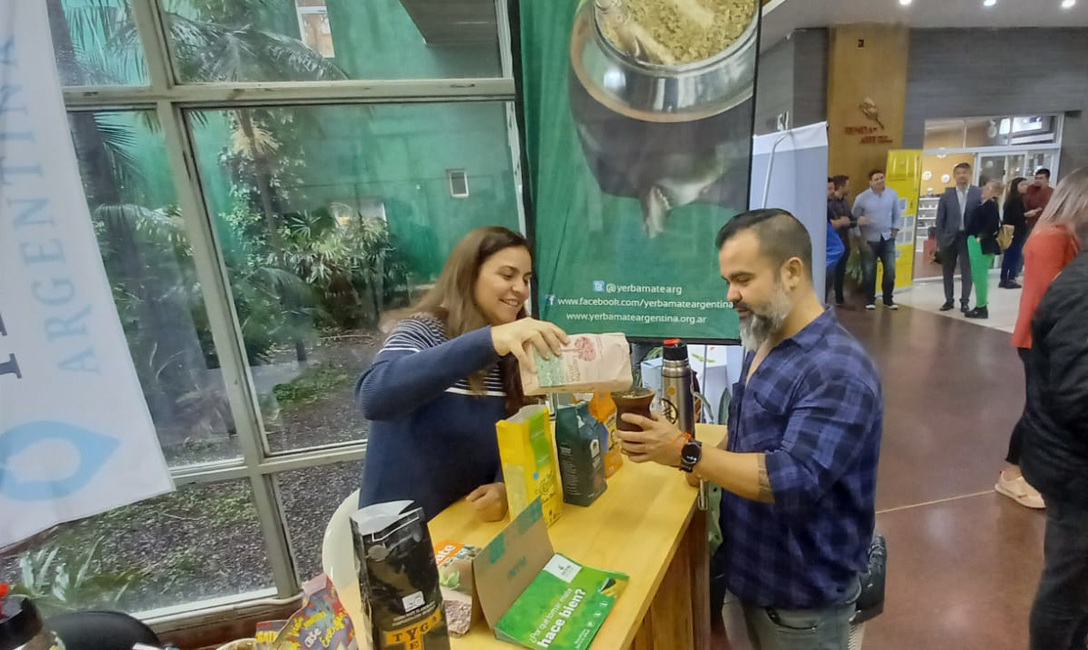 Imagen de La yerba mate presente en la 1ª Cumbre de Agricultura Sostenible del Mercosur Imagen de La yerba mate presente en la 1ª Cumbre de Agricultura Sostenible del Mercosur