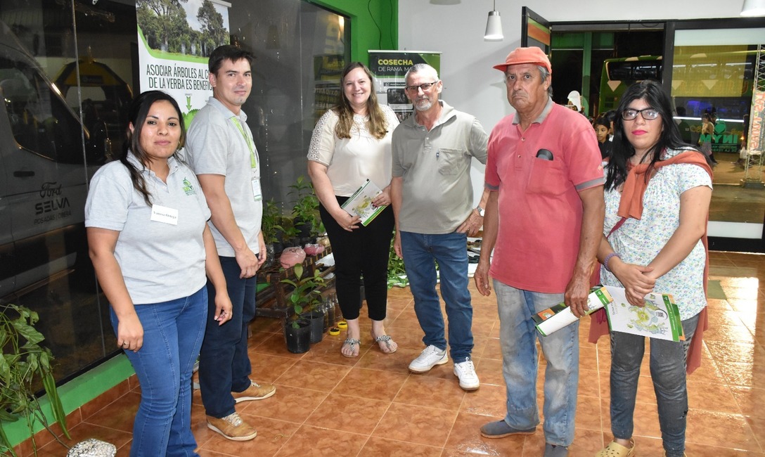 Imagen de El INYM está presente en la Fiesta Nacional de la Yerba Mate Imagen de El INYM está presente en la Fiesta Nacional de la Yerba Mate