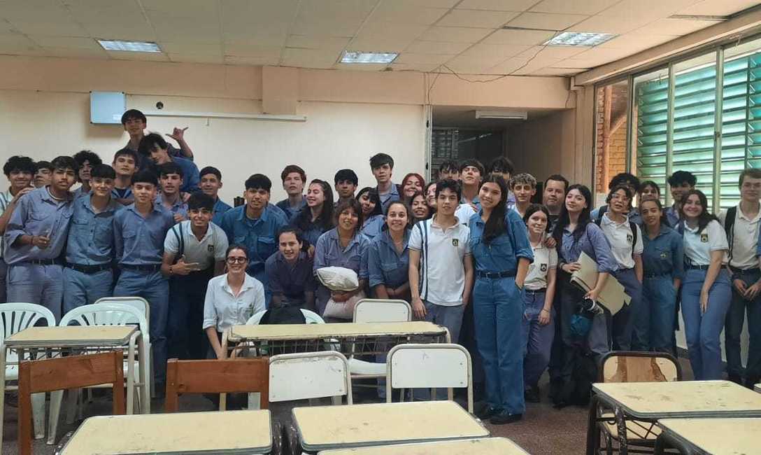 Escuela Provincial de Educación Técnica (EPET) 1, de Posadas Escuela Provincial de Educación Técnica (EPET) 1, de Posadas