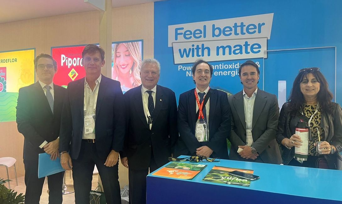 Imagen de Respaldo de embajadas argentinas en la promoción de yerba mate en Dubai Imagen de Respaldo de embajadas argentinas en la promoción de yerba mate en Dubai