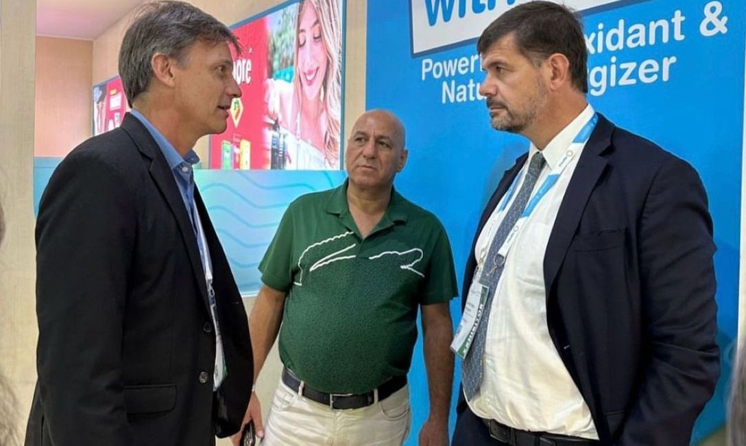 Imagen de Respaldo de embajadas argentinas en la promoción de yerba mate en Dubai Imagen de Respaldo de embajadas argentinas en la promoción de yerba mate en Dubai