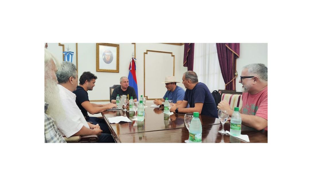 Imagen de Reunión con el gobernador Passalacqua Imagen de Reunión con el gobernador Passalacqua