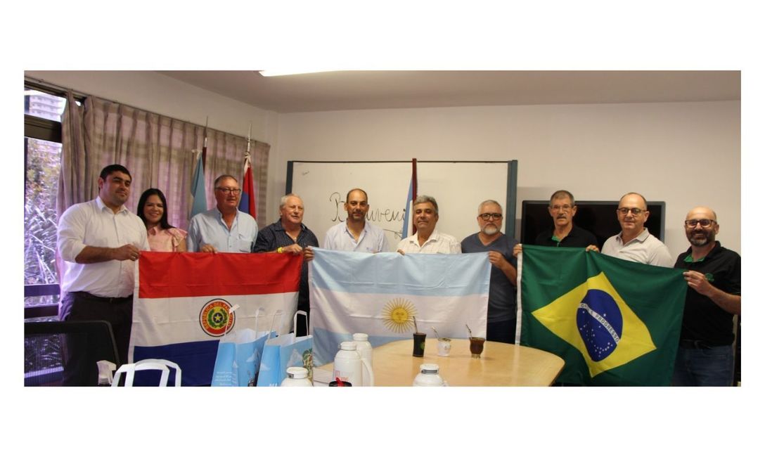 Imagen de Se creó la Federación Internacional Sudamericana de Productores de Yerba Mate Imagen de Se creó la Federación Internacional Sudamericana de Productores de Yerba Mate