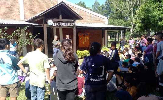 Imagen de Yerba mate, mate cocido y expendedora de agua caliente para la EFA de San Miguel