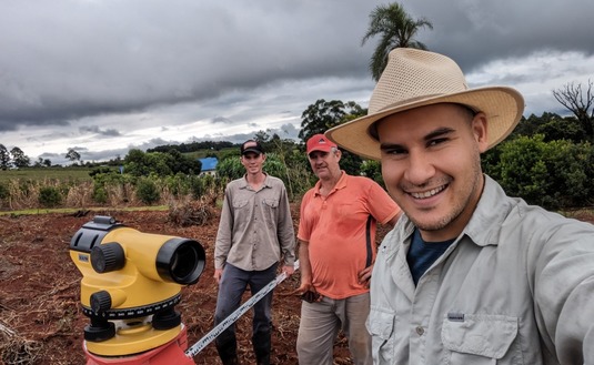 Imagen de El cuidado del suelo, en yerbales de 25 de Mayo