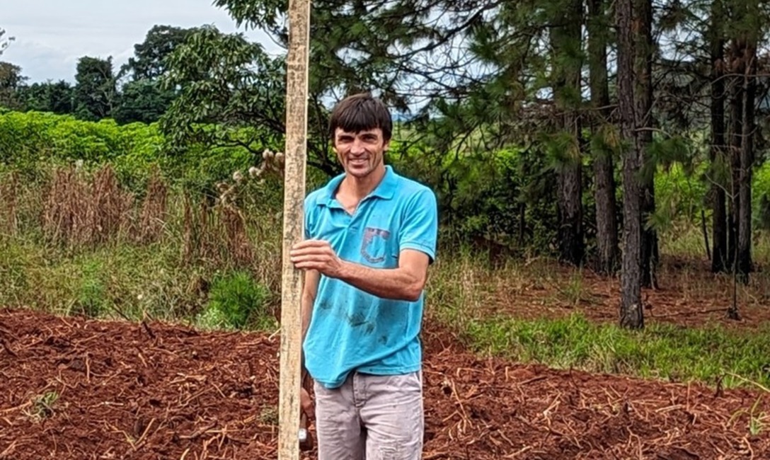 Imagen de El cuidado del suelo, en yerbales de 25 de Mayo Imagen de El cuidado del suelo, en yerbales de 25 de Mayo