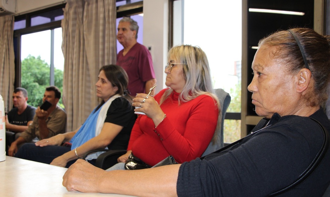 Imagen de Reunión con productores autoconvocados en el INYM Imagen de Reunión con productores autoconvocados en el INYM