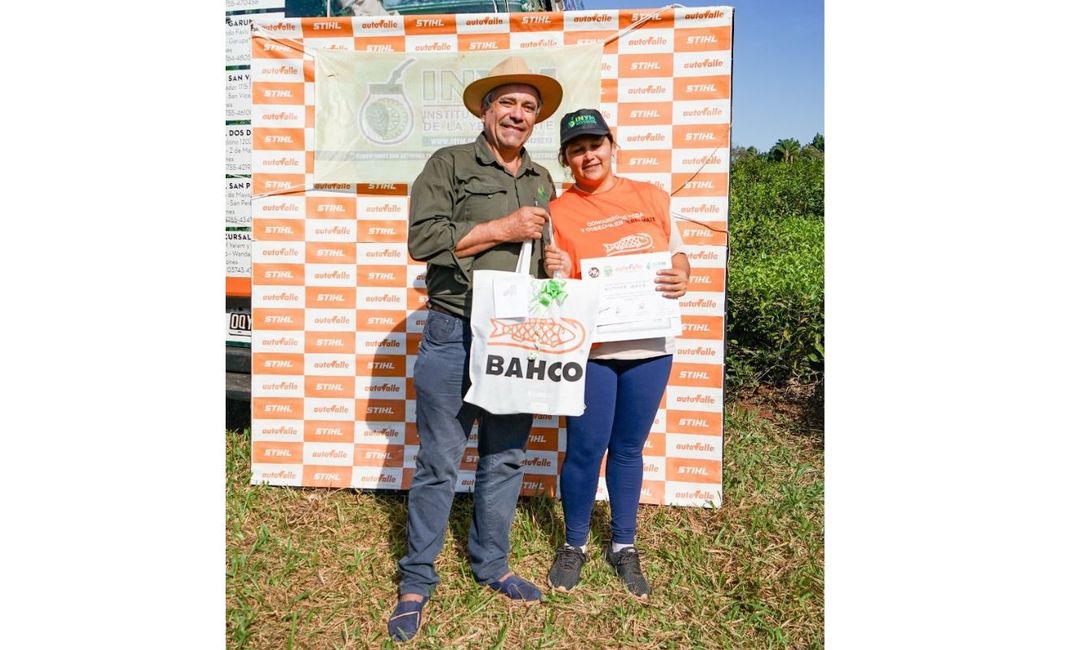 Imagen de Las mujeres fueron protagonistas de una capacitaci&oacute;n y concurso de poda de yerba mate