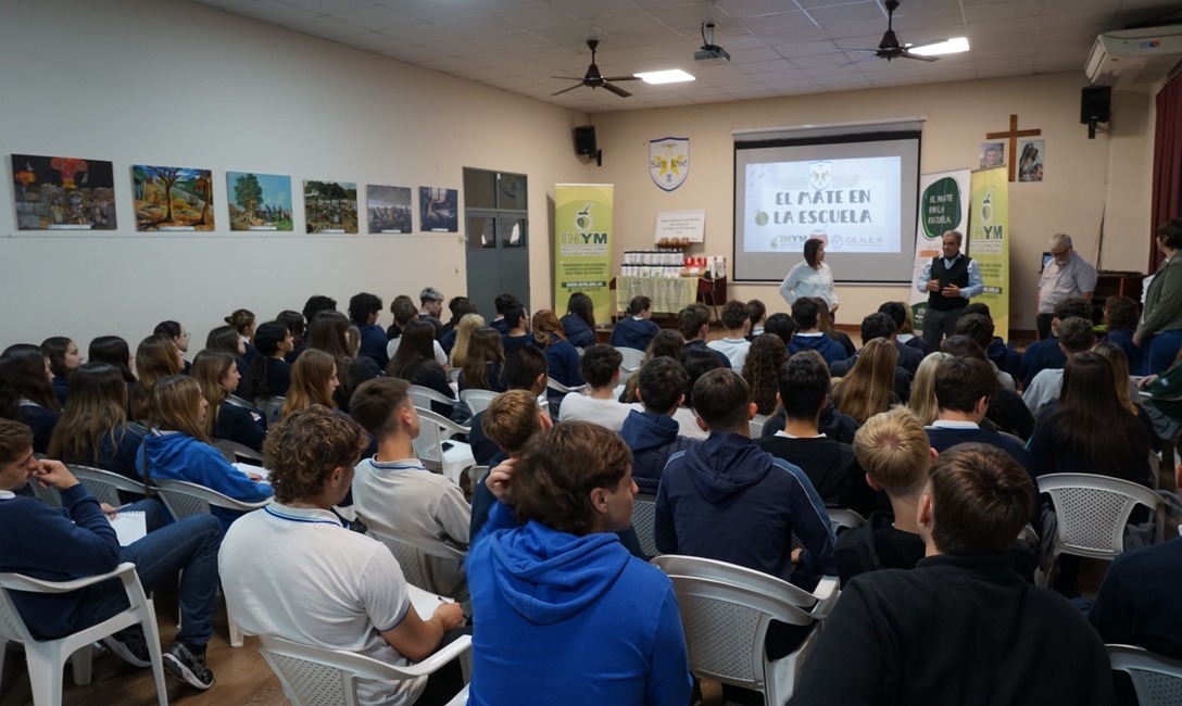 Imagen de Estudiantes de Santa Fe se sumaron a “El Mate en la Escuela” Imagen de Estudiantes de Santa Fe se sumaron a “El Mate en la Escuela”