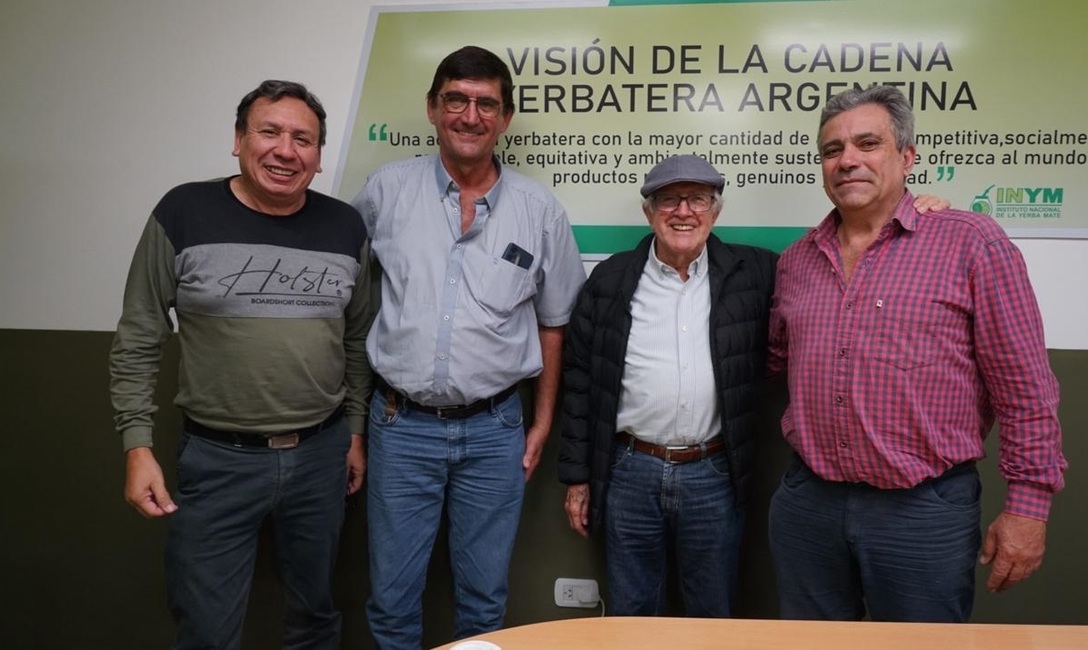 Imagen de Reunión sobre situación de la actividad yerbatera Imagen de Reunión sobre situación de la actividad yerbatera