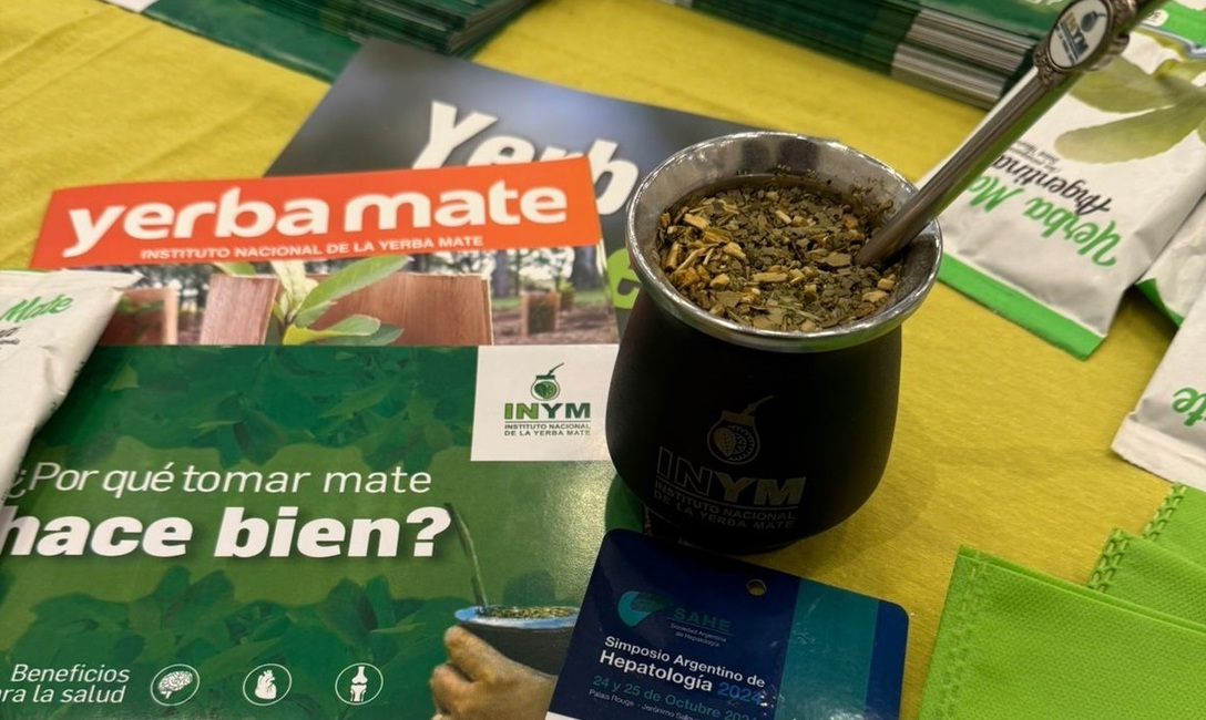 Imagen de La yerba mate, en Simposio Argentino de Hepatología Imagen de La yerba mate, en Simposio Argentino de Hepatología