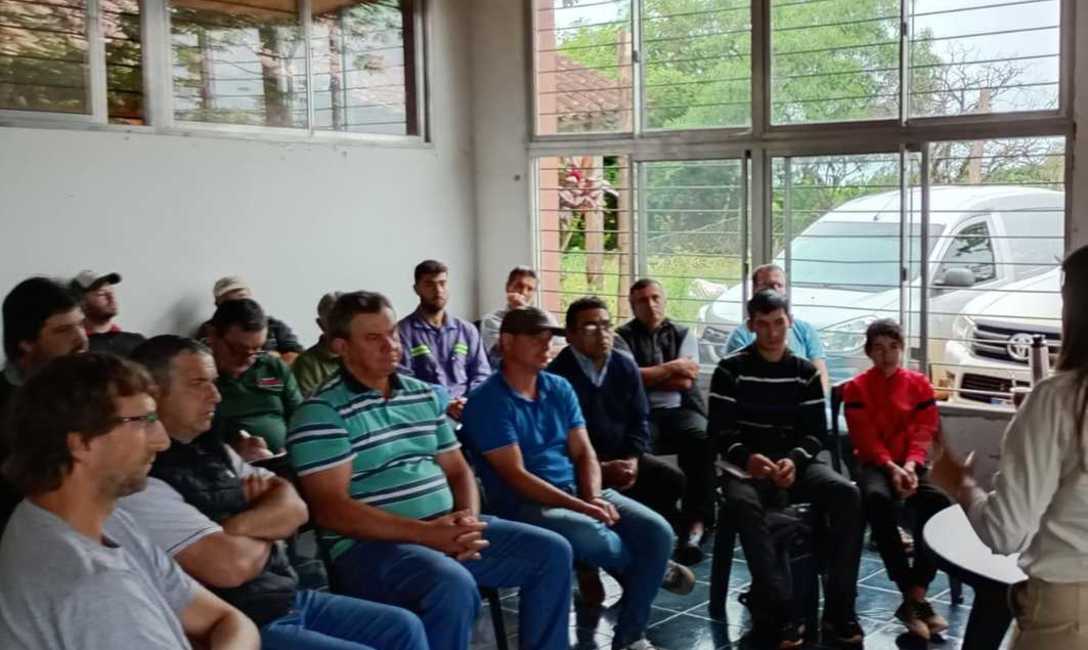 Imagen de Jornada sobre plagas en yerba mate Imagen de Jornada sobre plagas en yerba mate