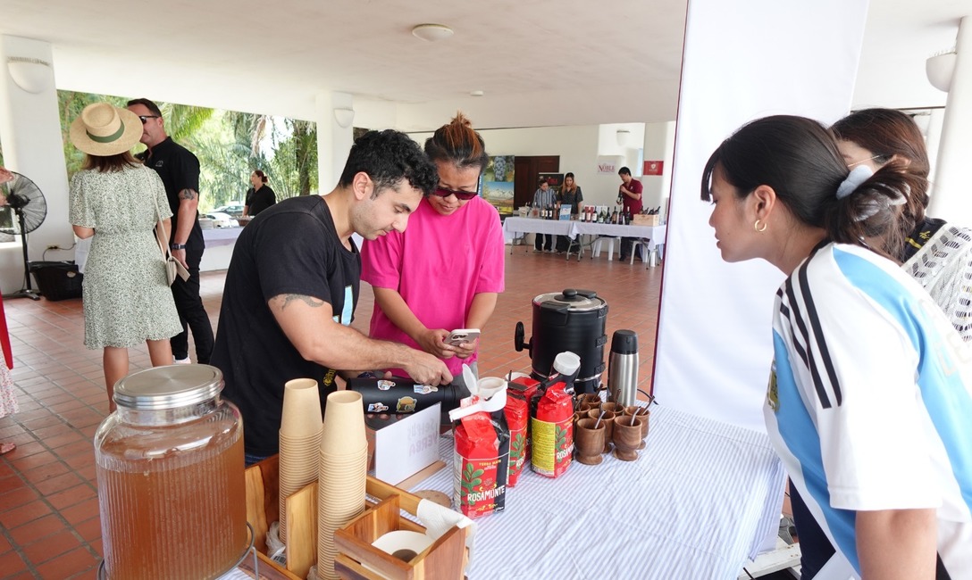 Imagen de De la mano del deporte, la yerba mate argentina fortalece su presencia en Tailandia Imagen de De la mano del deporte, la yerba mate argentina fortalece su presencia en Tailandia