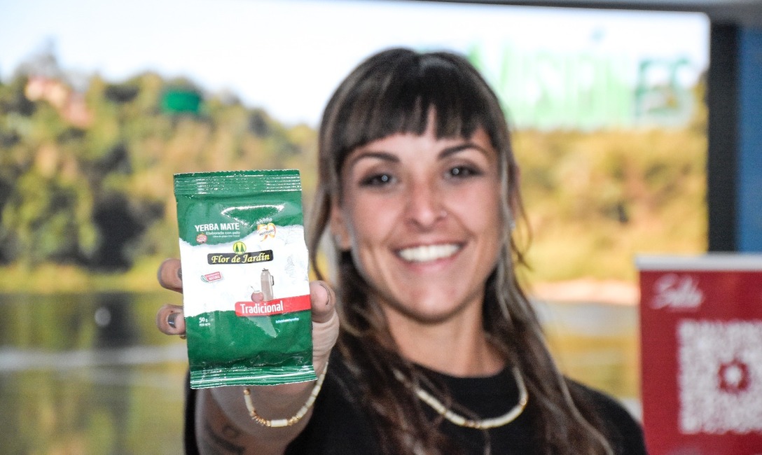 Flor de Jardín, de la Cooperativa de Productores Yerbateros de Jardín América, Misiones. Flor de Jardín, de la Cooperativa de Productores Yerbateros de Jardín América, Misiones.