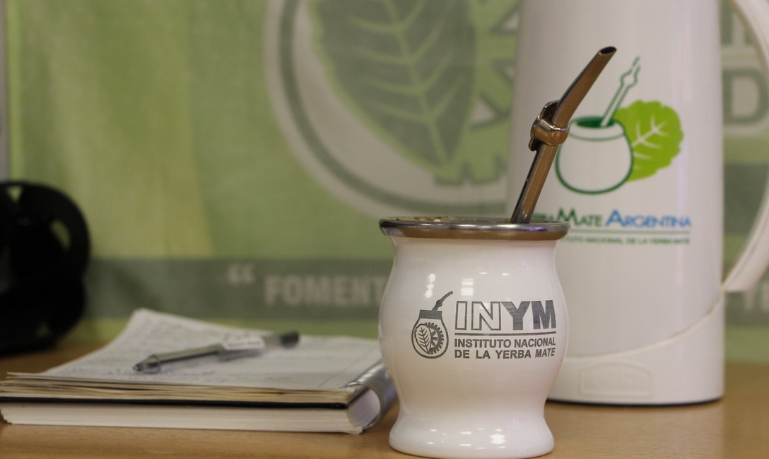 Imagen de M&aacute;s de cuatro mil j&oacute;venes beneficiados con becas del INYM