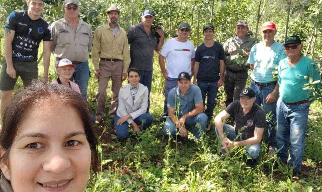 Imagen de Cumpliendo con los objetivos propuestos, el Servicio de Extensión del INYM transita su quinto año de trabajo junto a los productores Imagen de Cumpliendo con los objetivos propuestos, el Servicio de Extensión del INYM transita su quinto año de trabajo junto a los productores