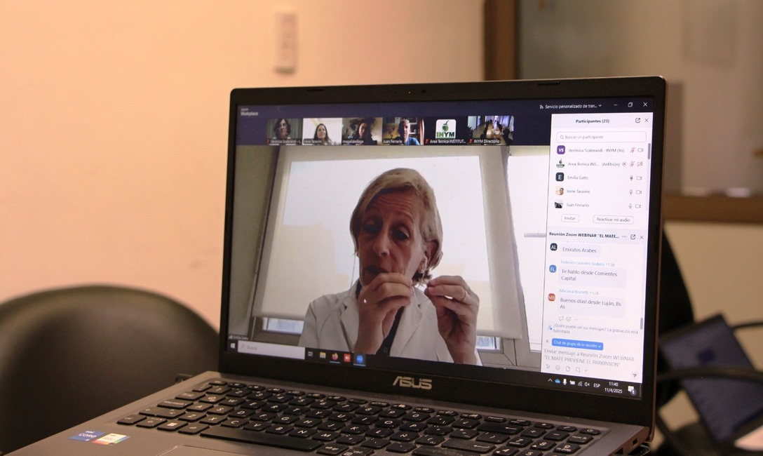 La médica neuróloga Emilia Gatto, especialista en Parkinson y trastornos del movimiento, miembro del Comité Ejecutivo Internacional de Parkinson. La médica neuróloga Emilia Gatto, especialista en Parkinson y trastornos del movimiento, miembro del Comité Ejecutivo Internacional de Parkinson.