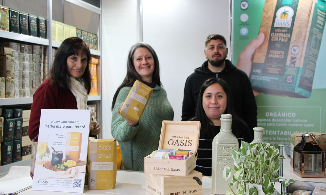 Droguería Hierbas del Oasis, presenta una línea de yerba mate e infusiones naturales con ingredientes seleccionados, Droguería Hierbas del Oasis, presenta una línea de yerba mate e infusiones naturales con ingredientes seleccionados,
