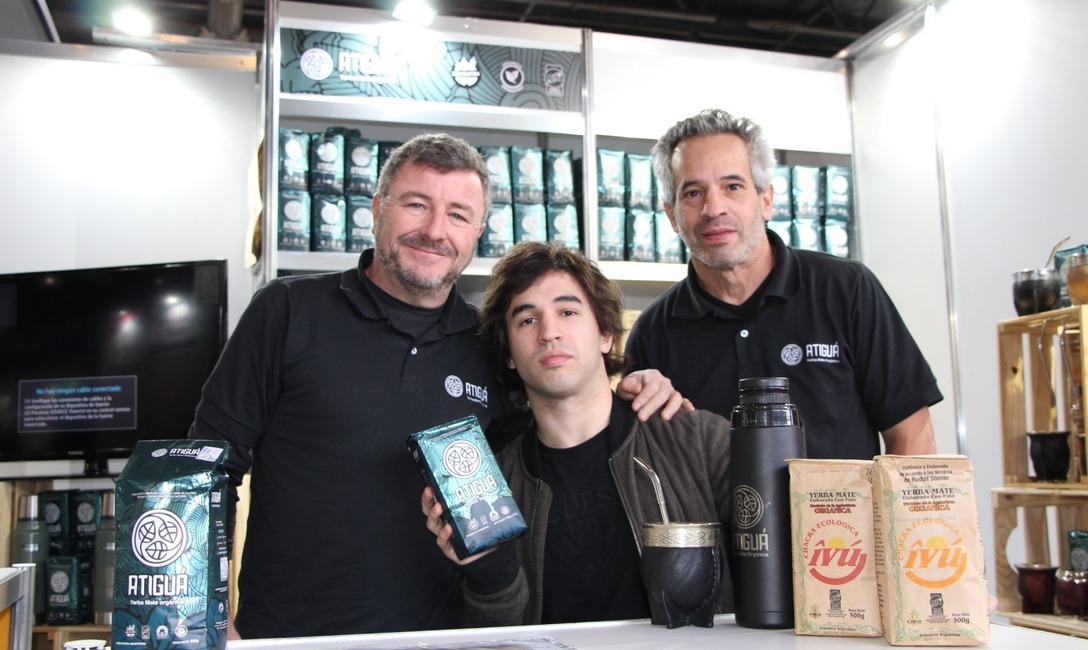 Imagen de Atiguá fue elegida como la “Mejor Yerba Mate” en la feria Caminos y Sabores Imagen de Atiguá fue elegida como la “Mejor Yerba Mate” en la feria Caminos y Sabores