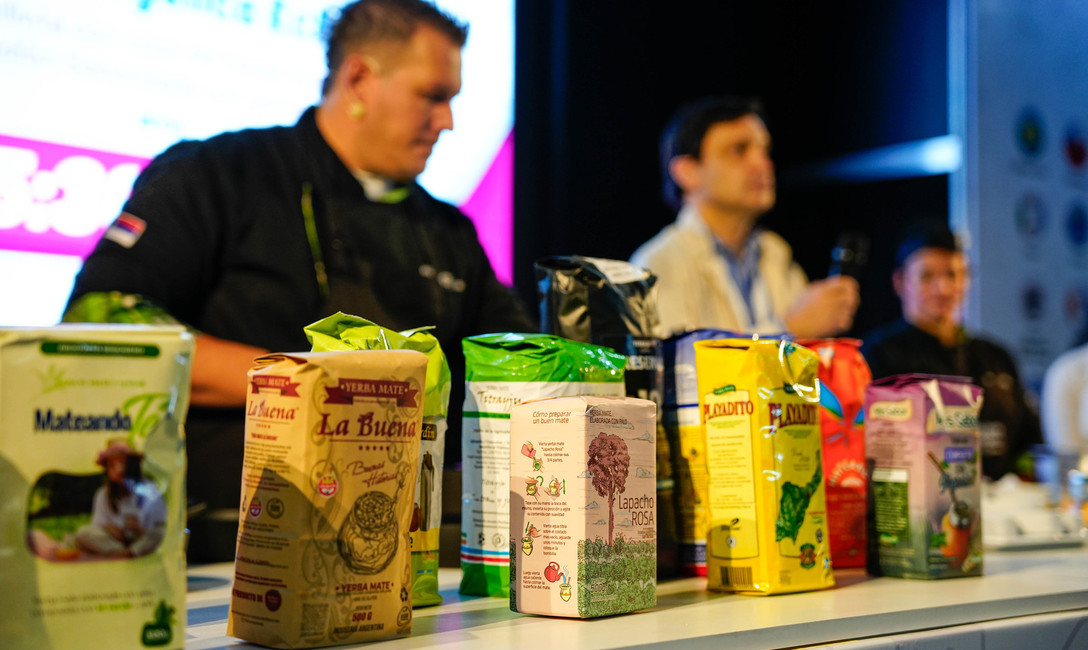 Imagen de “Cocinar con yerba mate es honrar la tradición, potenciar la salud y ofrecer experiencias diferenciadoras” Imagen de “Cocinar con yerba mate es honrar la tradición, potenciar la salud y ofrecer experiencias diferenciadoras”