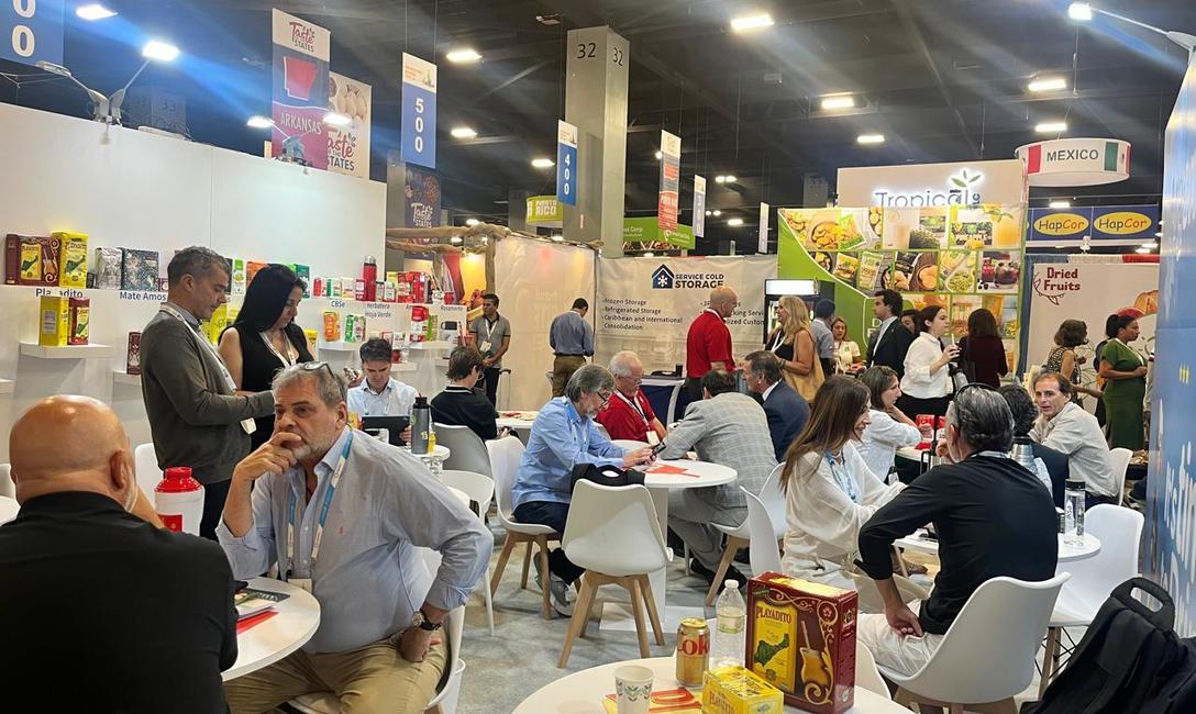 Imagen de La Yerba Mate Argentina se promocionará en feria de Miami Imagen de La Yerba Mate Argentina se promocionará en feria de Miami