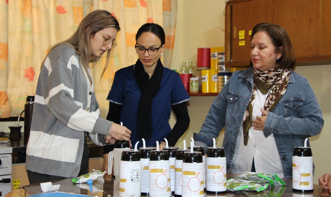 Imagen de El Mate en la Escuela, ahora también en el Centro de Rehabilitación del Ciego Imagen de El Mate en la Escuela, ahora también en el Centro de Rehabilitación del Ciego
