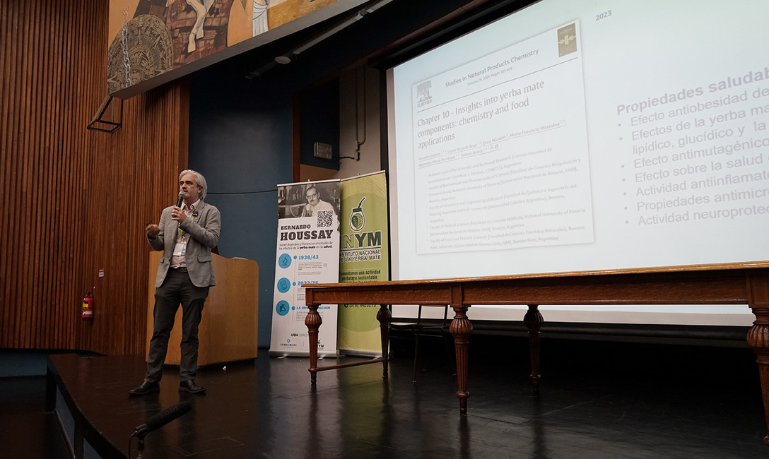 Dr. Lucas Brun ( Universidad Nacional de Rosario). “El Mate en el Cuerpo. Efecto sobre los Sistemas Fisiológicos”. Dr. Lucas Brun ( Universidad Nacional de Rosario). “El Mate en el Cuerpo. Efecto sobre los Sistemas Fisiológicos”.