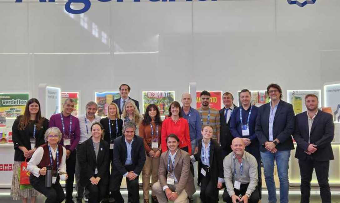 Imagen de El INYM y 13 empresas y cooperativas buscan sumar consumidores y consolidar el mercado de la Yerba Mate Argentina en la feria ANUGA 2025, en Alemania Imagen de El INYM y 13 empresas y cooperativas buscan sumar consumidores y consolidar el mercado de la Yerba Mate Argentina en la feria ANUGA 2025, en Alemania