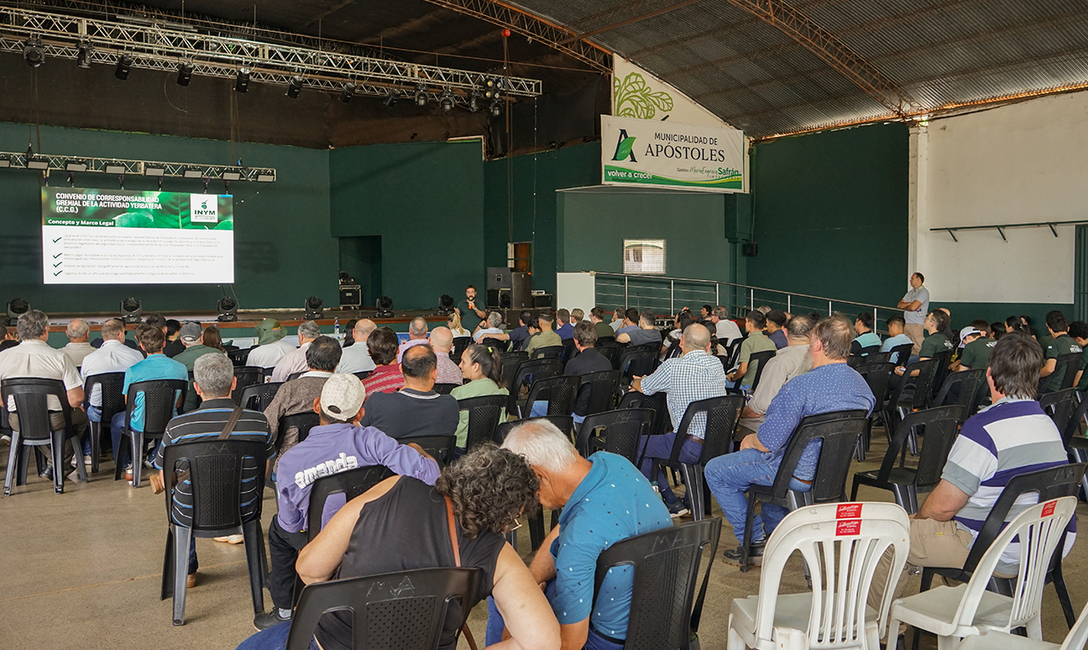 Imagen de El INYM brindó una charla informativa sobre el C.C.G. en la Jornada Tecnológica de la Fiesta Nacional de la Yerba Mate Imagen de El INYM brindó una charla informativa sobre el C.C.G. en la Jornada Tecnológica de la Fiesta Nacional de la Yerba Mate